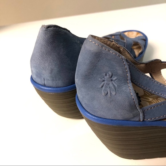 NWOT Fly London Wedges - Picture 4 of 6